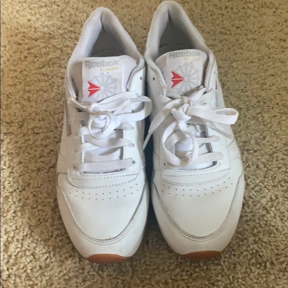 Classic Reebok - Picture 3 of 6